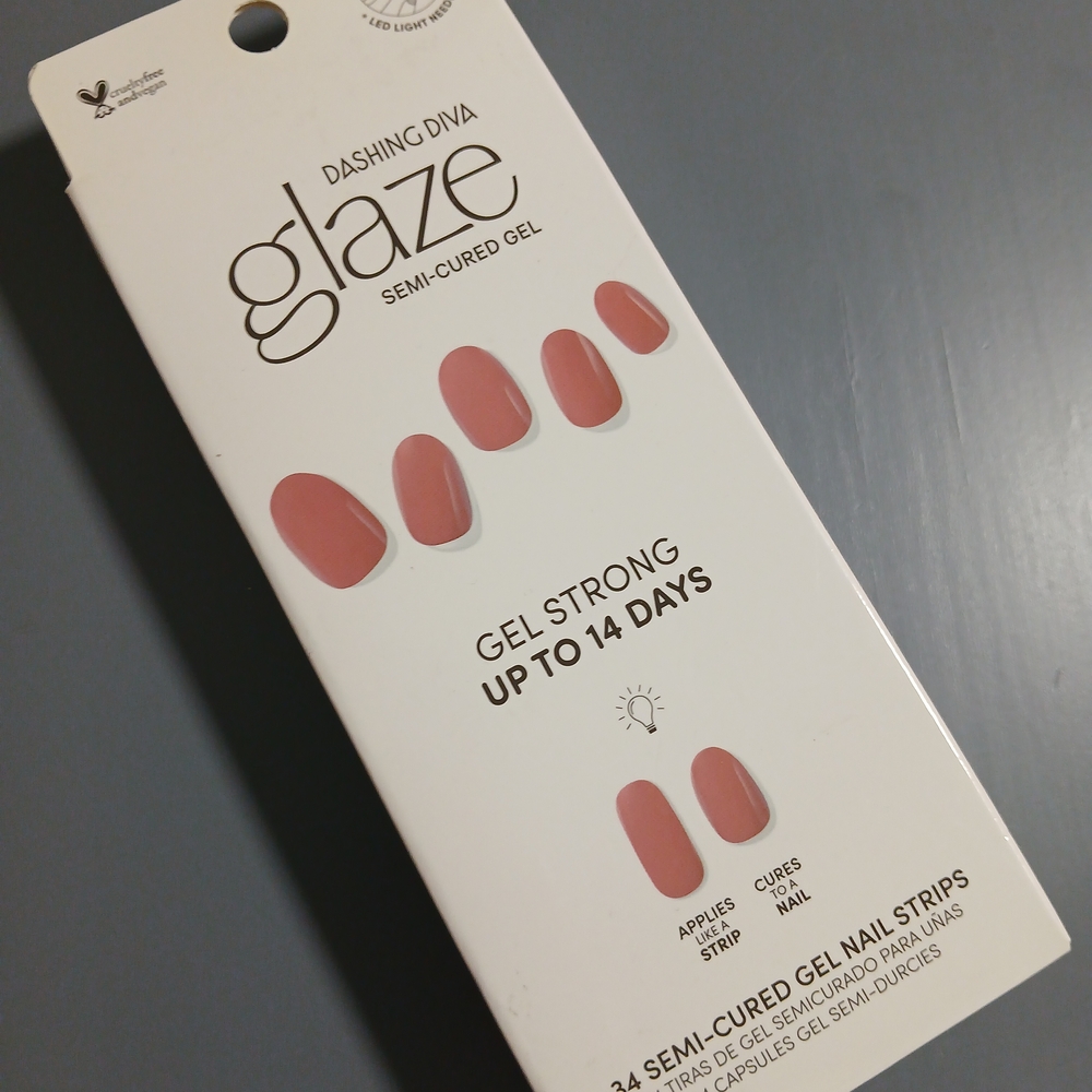 🎀 3 For $15 Or 5 For $25 Dashing Diva Glaze Semi-Cured Gel Nail Strips